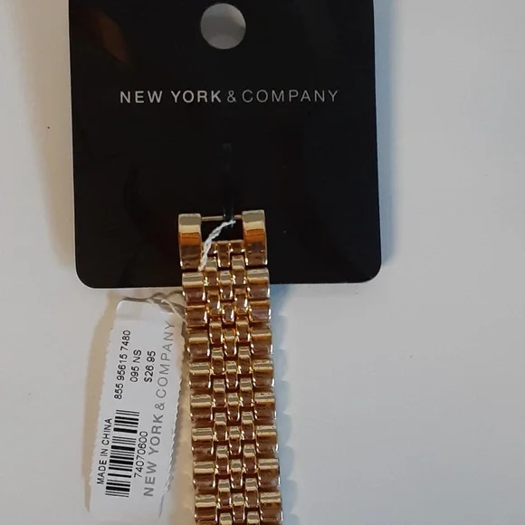 New York & Company Watch - Picture 4 of 6